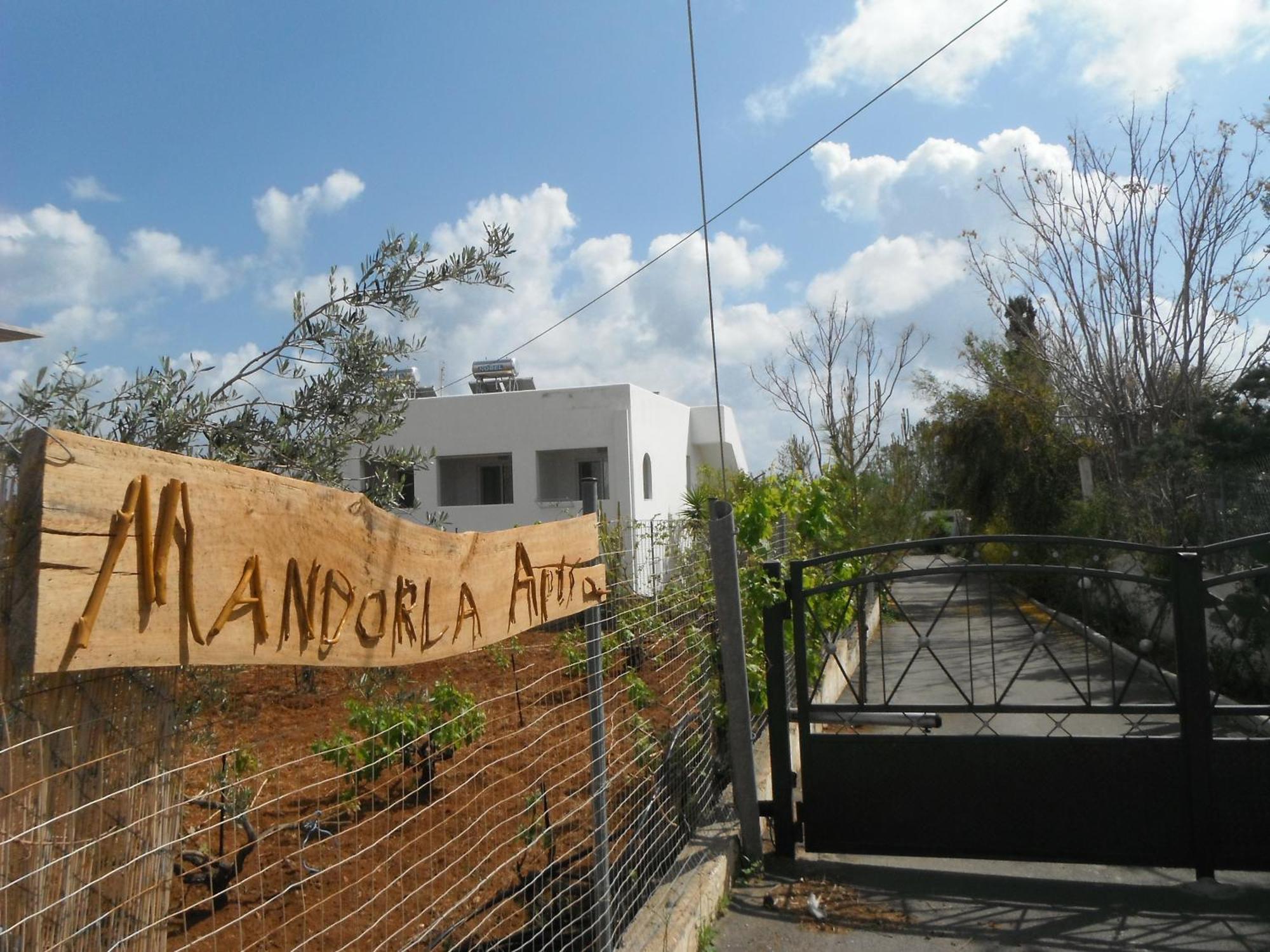 Mandorla Apartments Lárdosz Kültér fotó