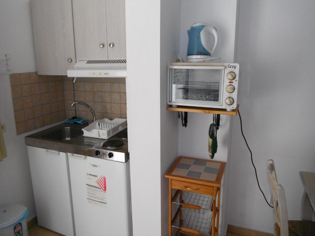 Mandorla Apartments Lárdosz Szoba fotó